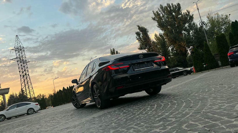 TOYOTA CAMRY 80